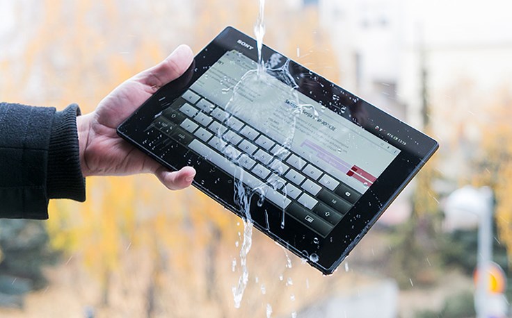 Xperia Tablet Z voda (4).jpg